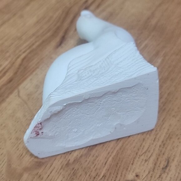 Vintage 3 1/2" x 5" X 2" Figural Seal Figurine - Picture 7 of 7